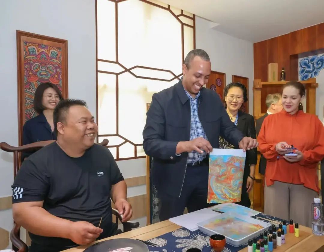 图片关键词