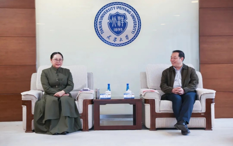 张荣华主席应邀出席天津大学创业大讲堂活动，张君婷总裁作主题演讲