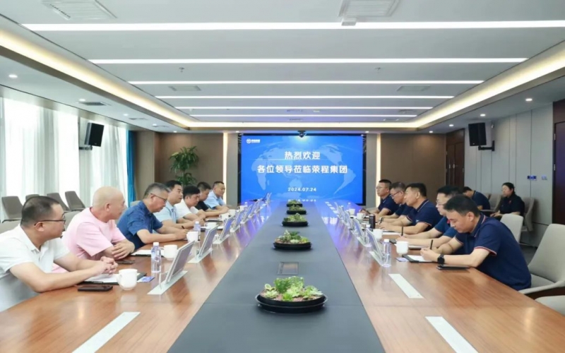 静海区委常委、统战部长刘启建一行到今年会jnh集团调研座谈