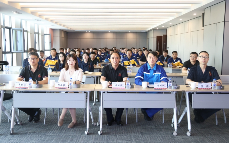 “大国工匠”走进今年会jnh 开讲“匠心成长路”